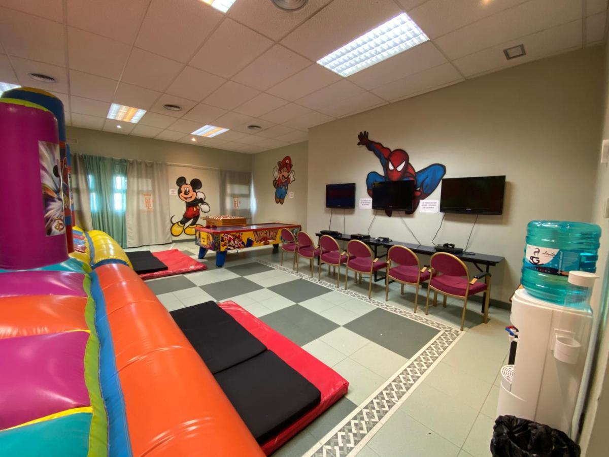 Hotel Lasa Sport Valladolid Luaran gambar