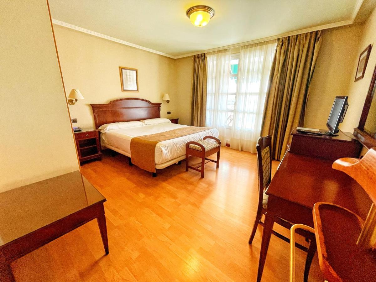 Hotel Lasa Sport Valladolid Luaran gambar
