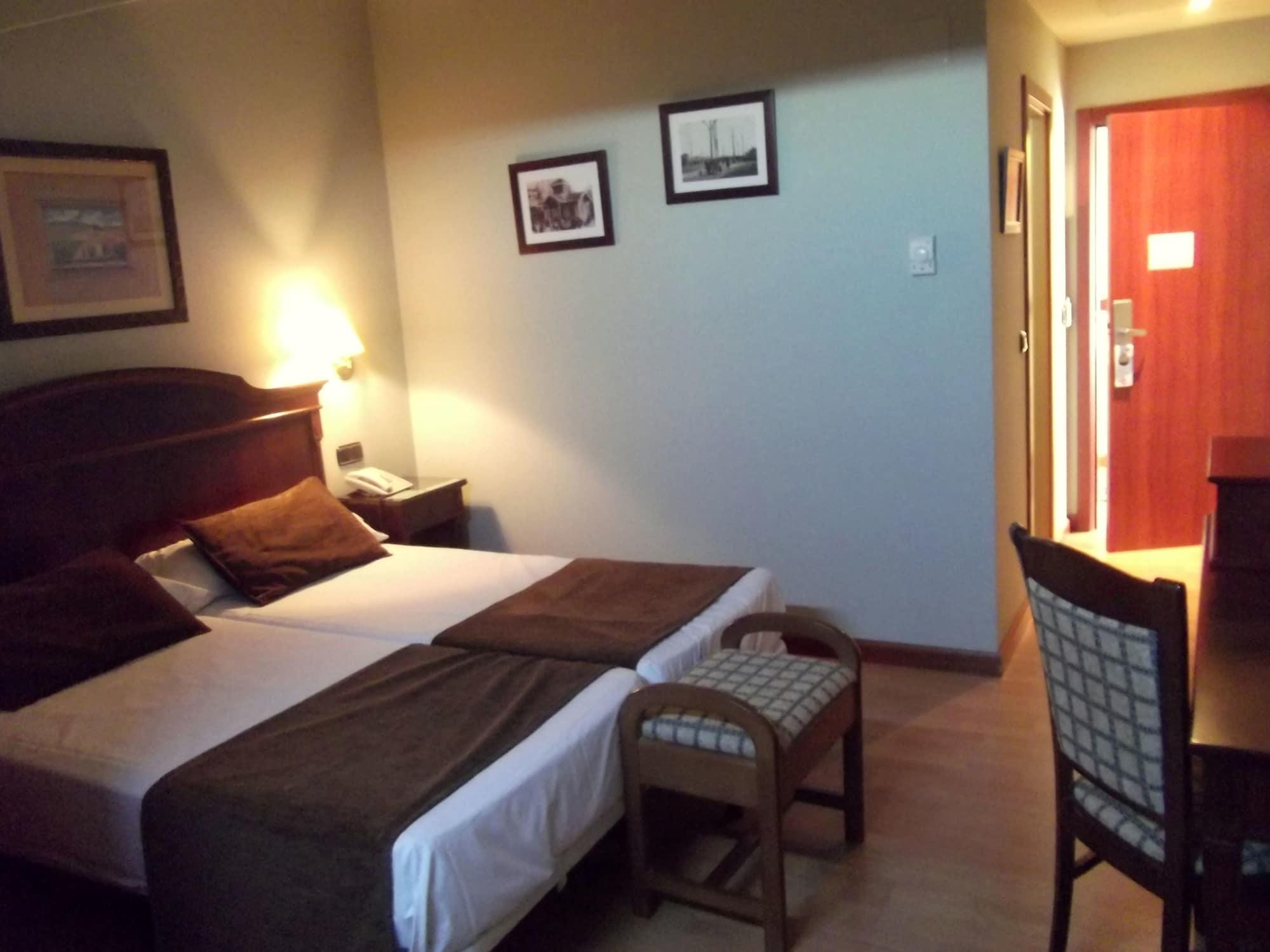 Hotel Lasa Sport Valladolid Luaran gambar
