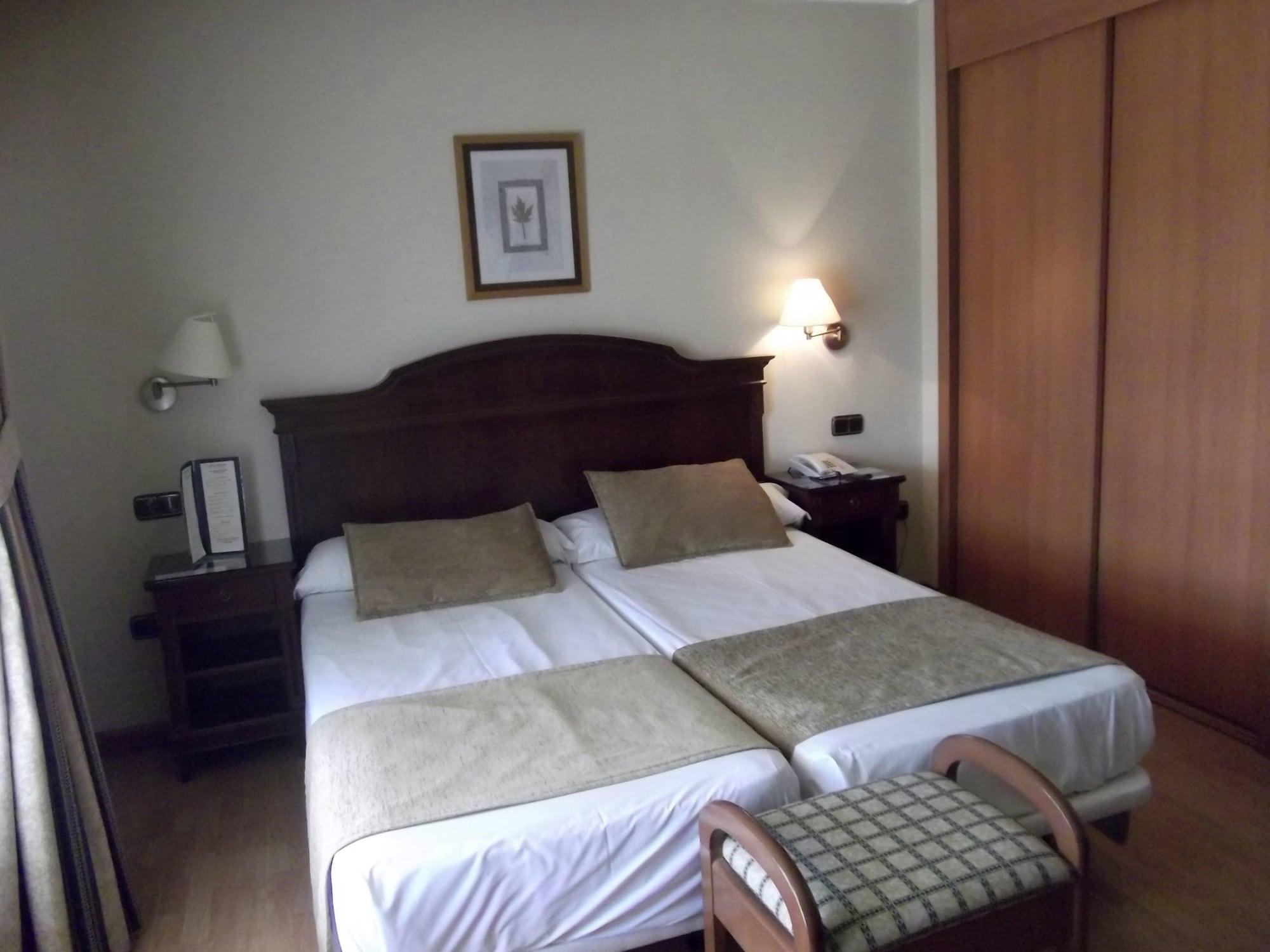 Hotel Lasa Sport Valladolid Luaran gambar