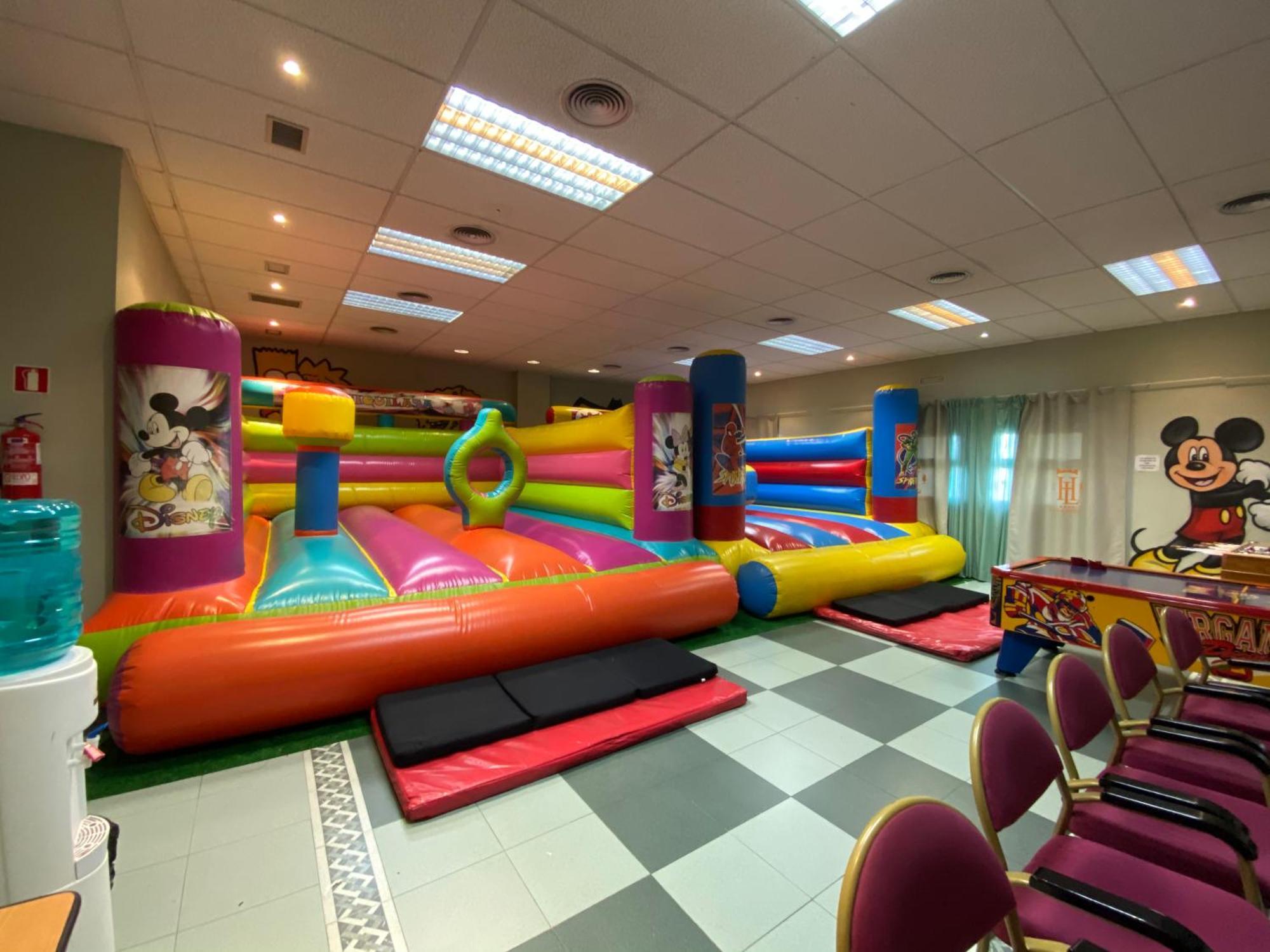 Hotel Lasa Sport Valladolid Luaran gambar