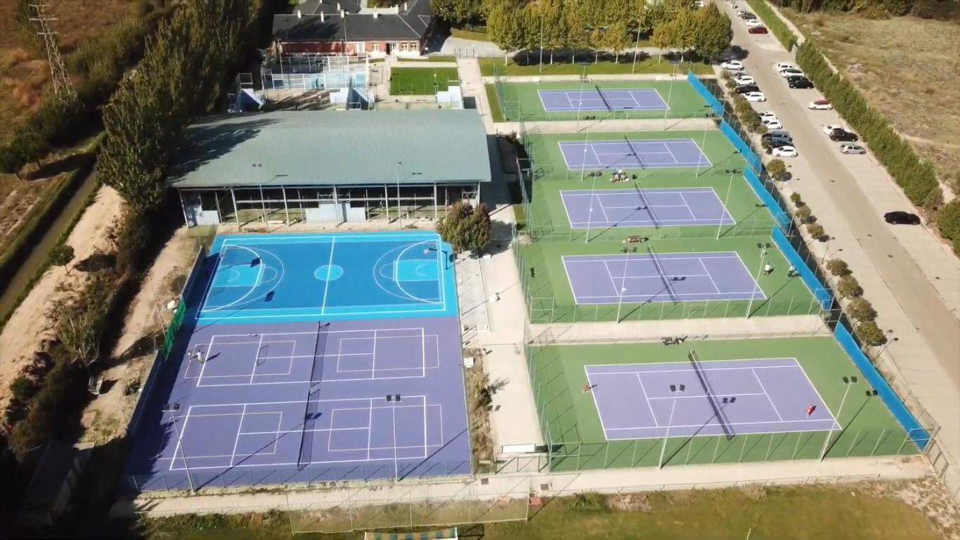 Hotel Lasa Sport Valladolid Luaran gambar